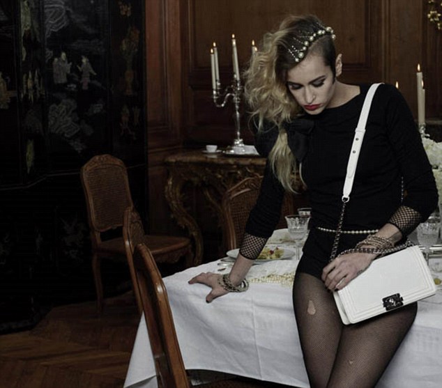 alice-dellal-by-karl-lagerfeld-for-boy-chanel-handbag-collection