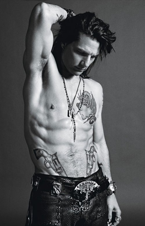 tom-cruise-by-mario-sorrenti-for-w-magazine-june-2012-1