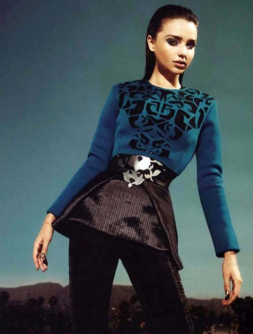 miranda-kerr-by-sofia-sanchez-and-mauro-mongiello-for-vogue-turkey-august-2012-7