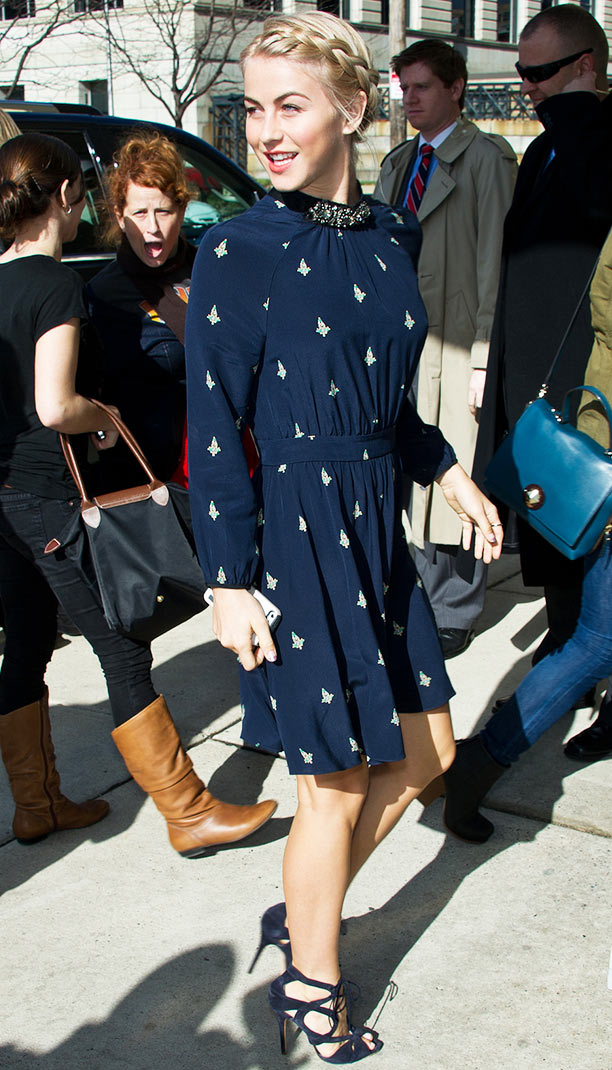 julianne-hough-philadelphia-juicy-couture-diamante-earring-silk-dress