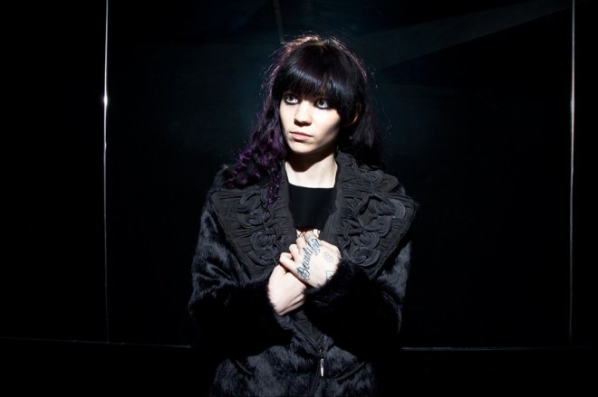 iris-van-herpen-ready-to-wear-collection-phy-tha-go-rash-8