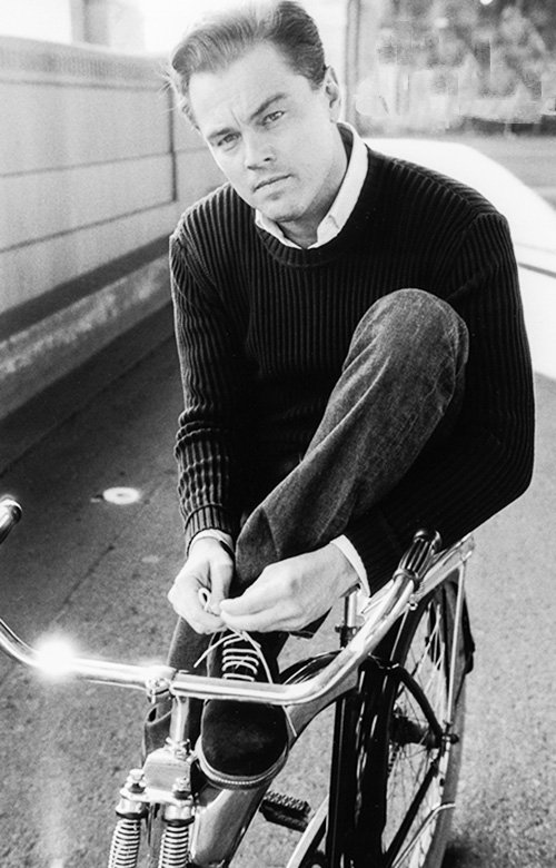 leonardo-dicaprio-by-max-vadukul-for-esquire-may-2013-4