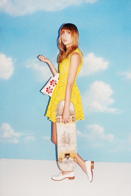 taylor-swift-by-tung-walsh-for-wonderland-april-may-2013